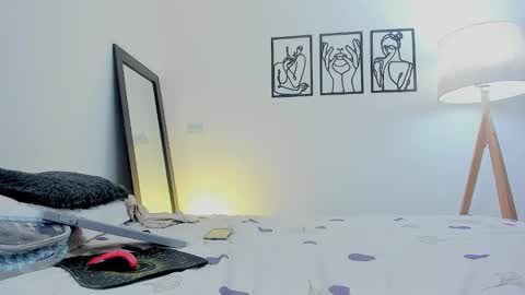 Andrea Cherry online show from 2, 2, 2026