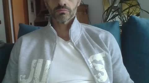 andrea_feetlover online show from 11, 4, 2026