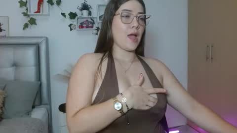 Andrea online show from 7, 4, 2026