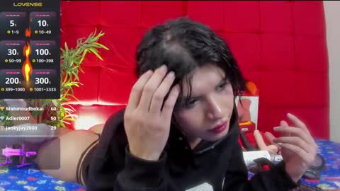 Andrea Hilton online show from 5, 3, 2025