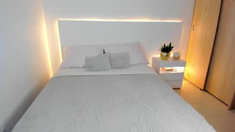 andrea online show from 5, 1, 2025