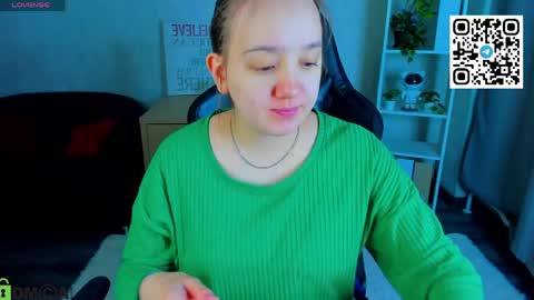 Snapshot of andrea_svel chatting on 11, 5, 2026 Andrea hereGMT7Mon Tue Wen ThFri Sat Su 0300am-0900am. online show from 11, 5, 2026