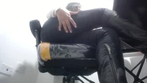 Andrea Model trainer Luxury ST online show from 19, 2, 2025