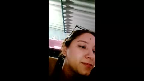 Snapshot of andreadd178683 chatting on 15, 4, 2026 andreadd178683 online show from 15, 4, 2026