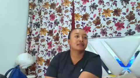 Andrea online show from 5, 12, 2025