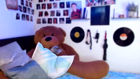 Snapshot of andreewwolffman chatting on 3, 3, 2025 Andrew online show from 3, 3, 2025