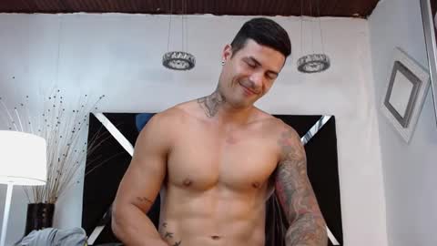 insta andres clark  online show from 25, 2, 2025