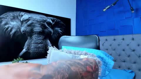 Snapshot of andres_clark chatting on 11, 2, 2026 insta andres clark online show from 11, 2, 2026