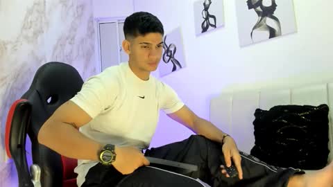 andres_stud online show from 10, 11, 2025