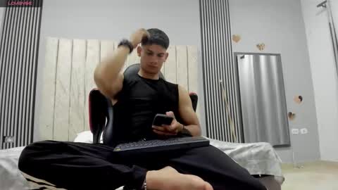 Snapshot of andres_stud chatting on 14, 2, 2026 andres_stud online show from 14, 2, 2026