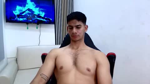 Snapshot of andres_stud chatting on 2, 3, 2026 andres_stud online show from 2, 3, 2026