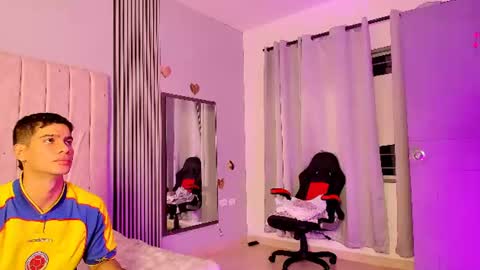 Snapshot of andres_stud chatting on 24, 6, 2026 andres_stud online show from 24, 6, 2026