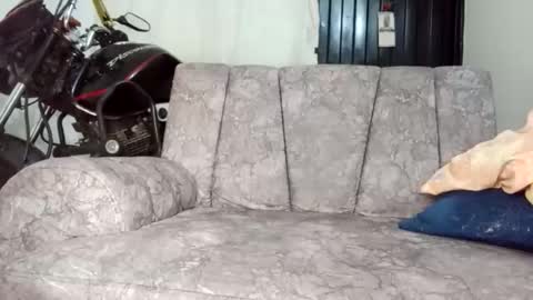 Andrs holguin online show from 6, 3, 2026