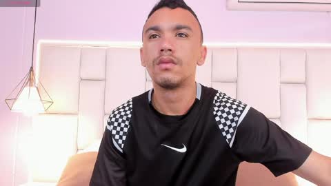 Snapshot of andressolorzano chatting on 27, 5, 2026 Andres online show from 27, 5, 2026