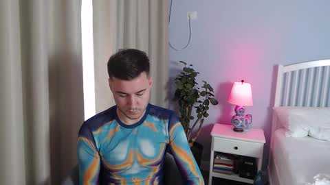 Snapshot of andrew2305 chatting on 12, 10, 2025 Justin Andrew online show from 12, 10, 2025