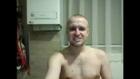 andrew3356577 online show from 16, 2, 2025