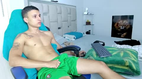 Andrew online show from 6, 4, 2026