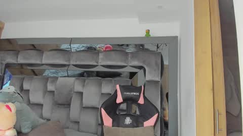 Andrew M. online show from 5, 10, 2025