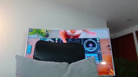 ANDREW WEST online show from 15, 1, 2025