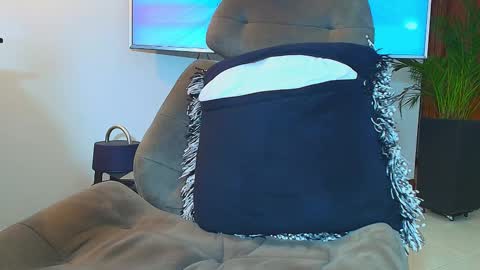 ANDREW WEST online show from 28, 2, 2025