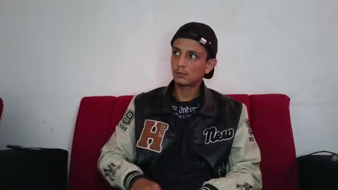 andrew online show from 16, 4, 2026