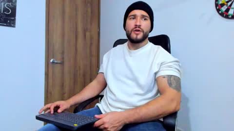 Andrew Diaz online show from 11, 10, 2025