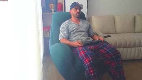 Andrew online show from 1, 3, 2025