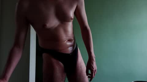 Snapshot of andrewmature chatting on 26, 4, 2026 andrewmature online show from 26, 4, 2026