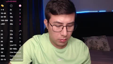 andrewmhilton_ online show from 14, 11, 2025