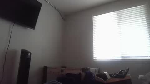 Sexy Newbie Couple online show from 18, 12, 2024