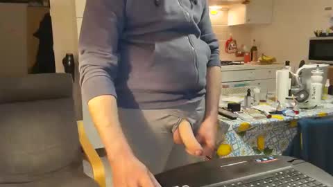 androx77 online show from 5, 3, 2025