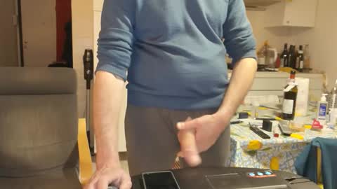 androx77 online show from 6, 3, 2026