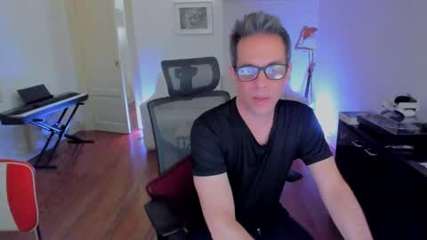 Andrew online show from 7, 12, 2024