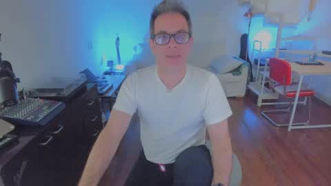 Andrew online show from 2, 10, 2025