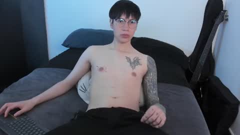 Snapshot of andy_bankai chatting on 20, 6, 2026 twx Andy twink3 online show from 20, 6, 2026