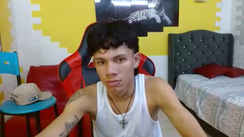 andy_dan1 online show from 12, 11, 2025