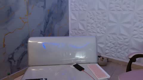 andy_dan1 online show from 6, 4, 2026