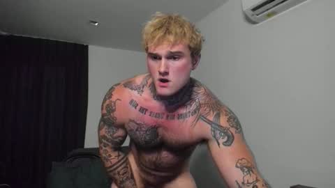 Snapshot of andy_hunk chatting on 22, 2, 2026 Andrew online show from 22, 2, 2026