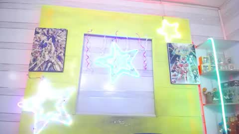 Snapshot of andy_staar18 chatting on 25, 11, 2025 andy online show from 25, 11, 2025