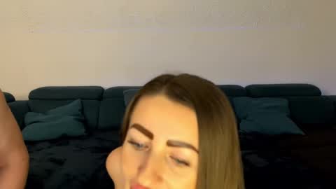 andy_velvet online show from 4, 3, 2025