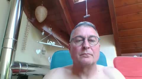 Snapshot of andybayern chatting on 22, 5, 2026 andybayern online show from 22, 5, 2026