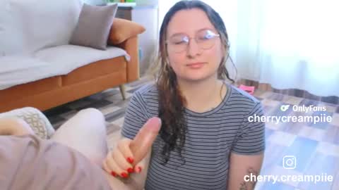 Snapshot of andycherrysecrets chatting on 5, 2, 2026 Cherry online show from 5, 2, 2026