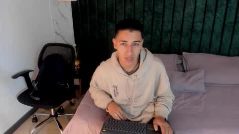 Andy Joy  online show from 2, 3, 2025