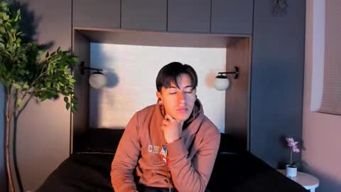 Andy Joy  online show from 23, 11, 2025