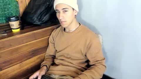 Andy Joy  online show from 24, 11, 2025