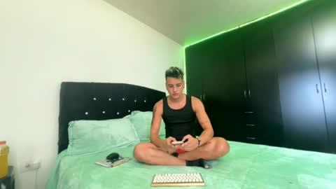 Snapshot of andysexy116 chatting on 15, 7, 2026 Its Andy Bitch online show from 15, 7, 2026