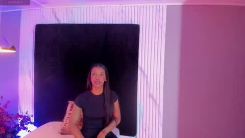 ANEE SAVAL online show from 18, 10, 2025