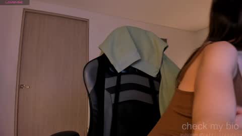      online show from 16, 1, 2025