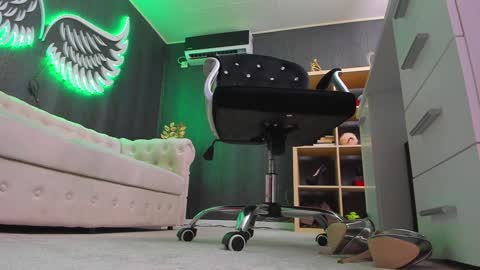 Anne online show from 19, 1, 2025