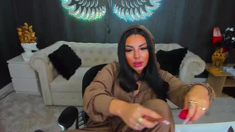 Anne online show from 16, 12, 2025